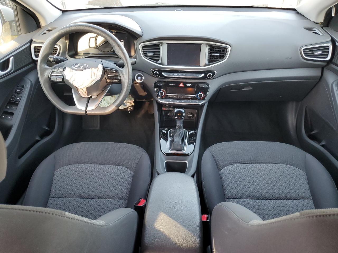 2017 Hyundai Ioniq Blue VIN: KMHC65LC1HU022409 Lot: 82265615