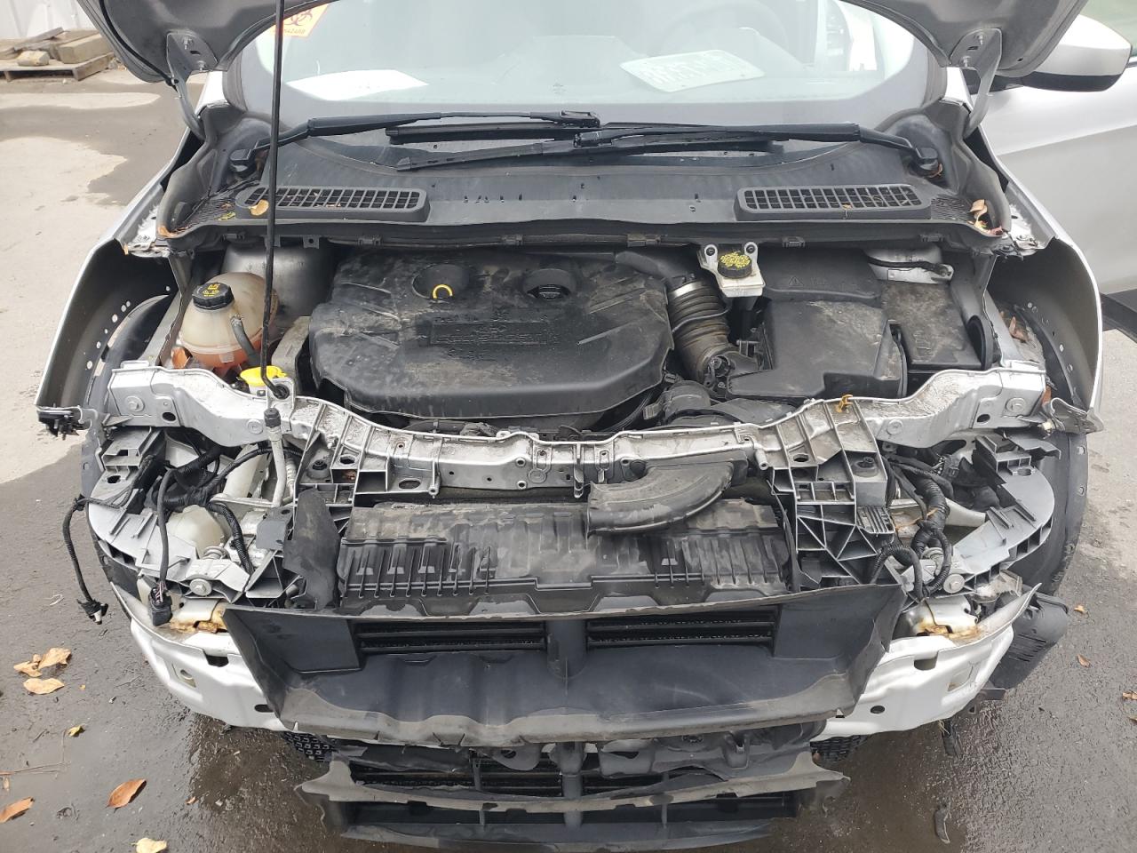 2017 Ford Escape Se VIN: 1FMCU9G9XHUD71726 Lot: 90371875