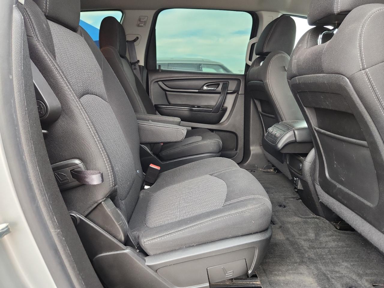 2014 Chevrolet Traverse Lt VIN: 1GNKRGKD0EJ220612 Lot: 87012605