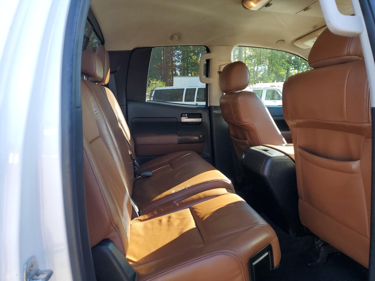 2011 Toyota Tundra Double Cab Limited VIN: 5TFBY5F18BX165092 Lot: 82342785