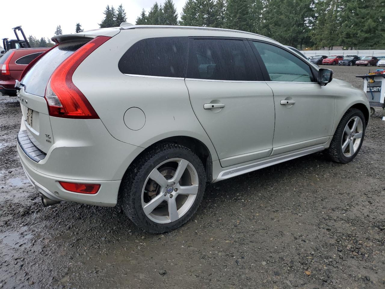 YV4902DZ9D2414137 VOLVO XC60 2013 SILVER Photo 3