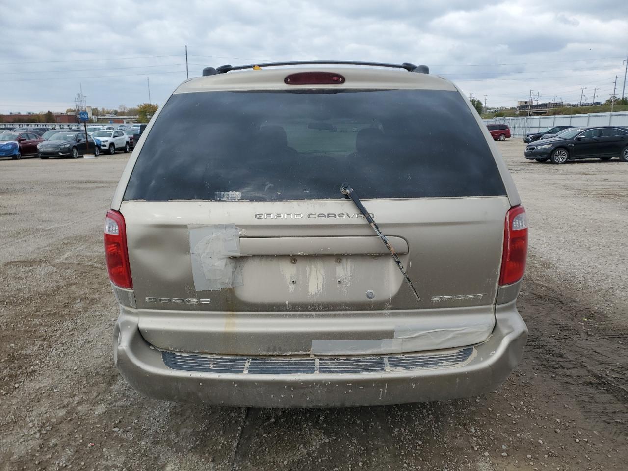 2002 Dodge Grand Caravan Sport VIN: 2B4GP44332R580825 Lot: 85421875