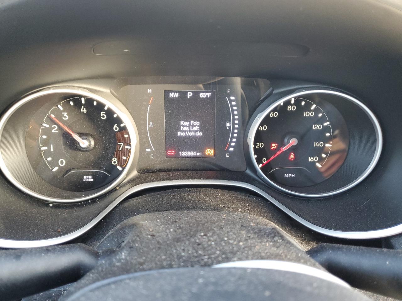 2018 Jeep Compass Sport VIN: 3C4NJCAB7JT123187 Lot: 89672115