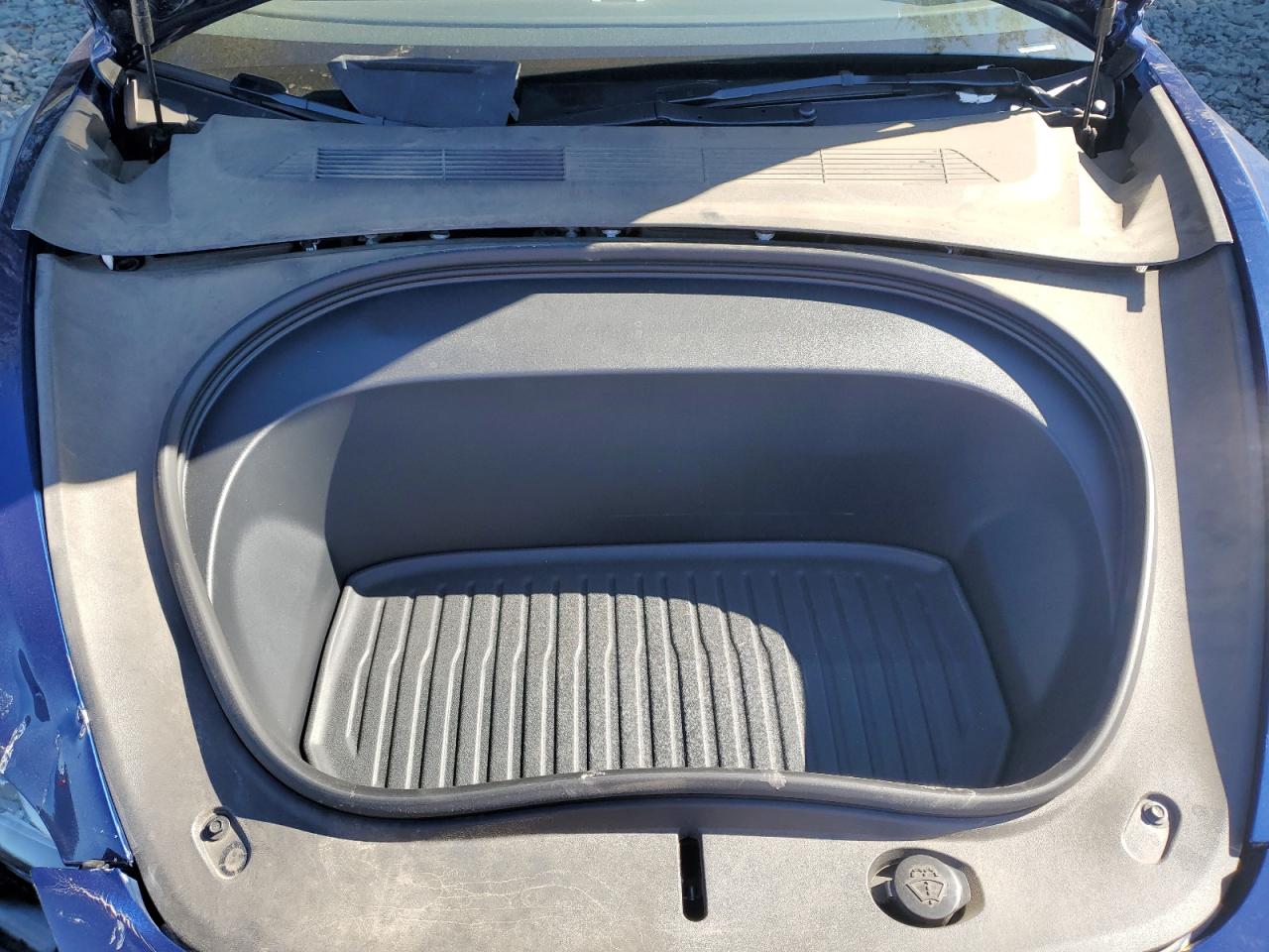 2025 Tesla Model 3 VIN: 5YJ3E1EA9SF998630 Lot: 85910285