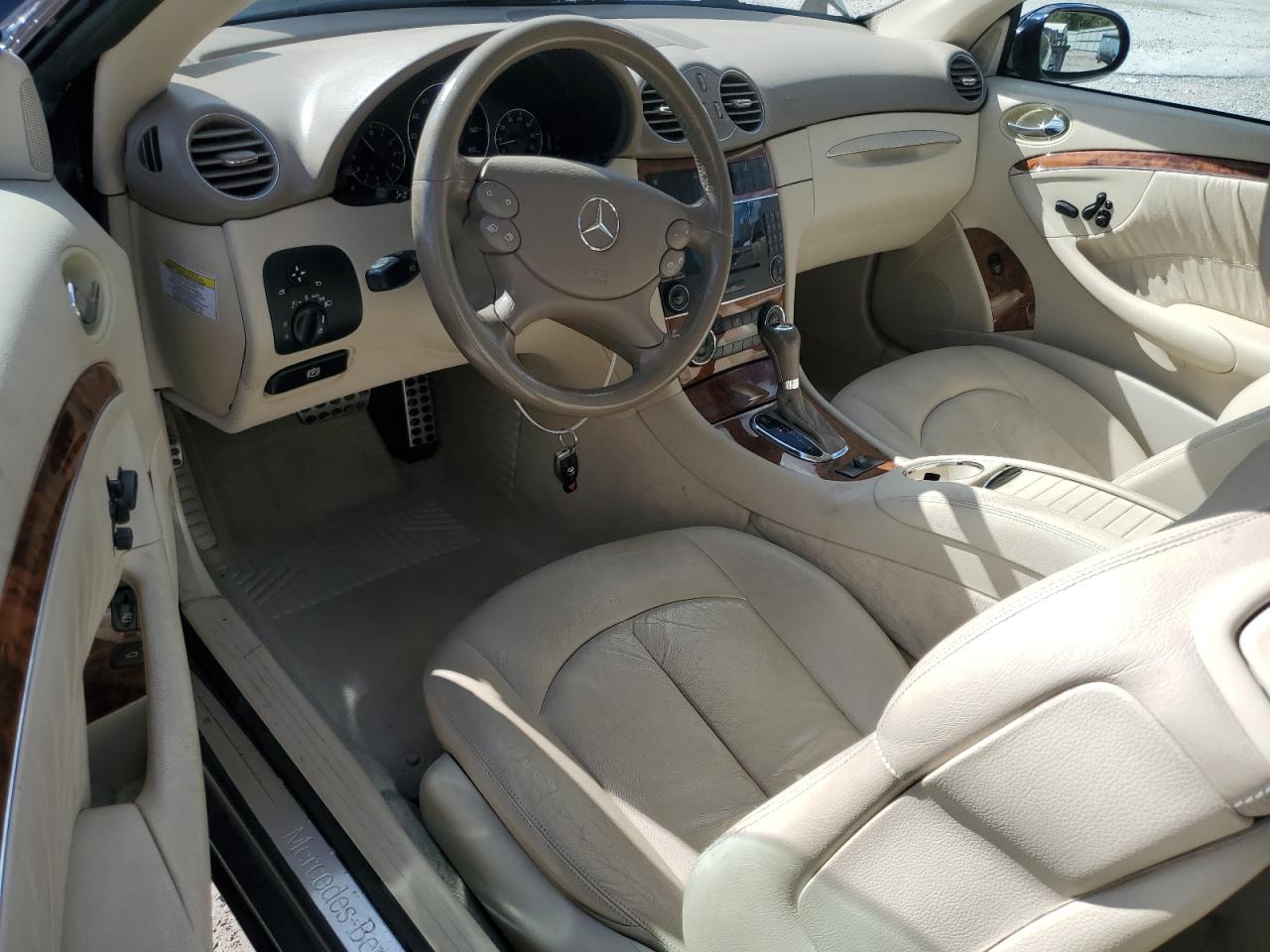 2007 Mercedes-Benz Clk 350 VIN: WDBTK56F87T084365 Lot: 85678135