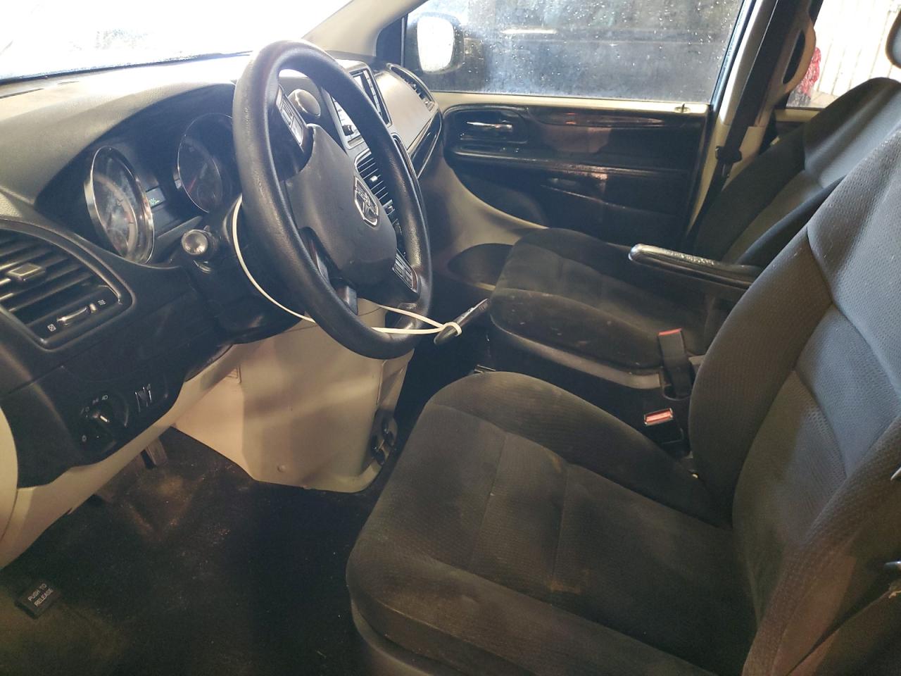 2017 Dodge Grand Caravan Se VIN: 2C4RDGBG8HR630445 Lot: 90908105