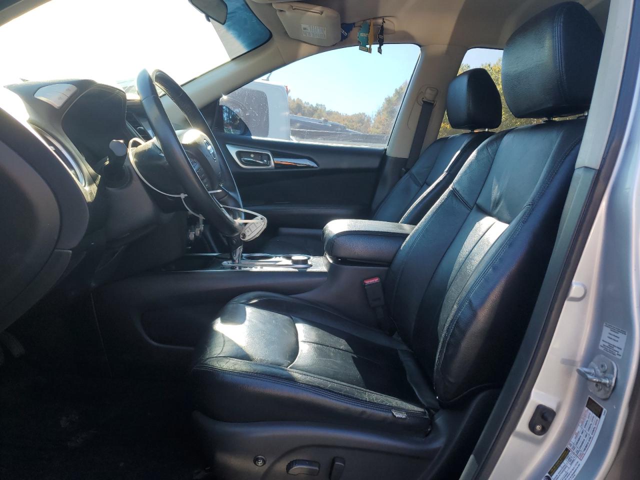 2014 Nissan Pathfinder S VIN: 5N1AR2MM9EC663975 Lot: 82641265