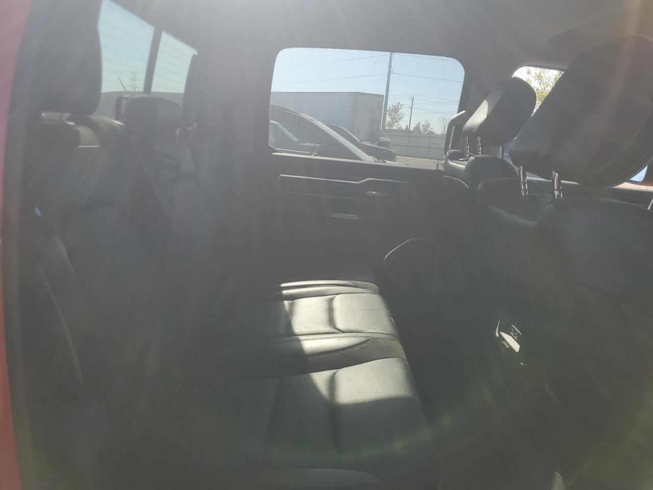 2019 Ram 1500 Laramie VIN: 1C6SRFJT8KN772771 Lot: 84539895