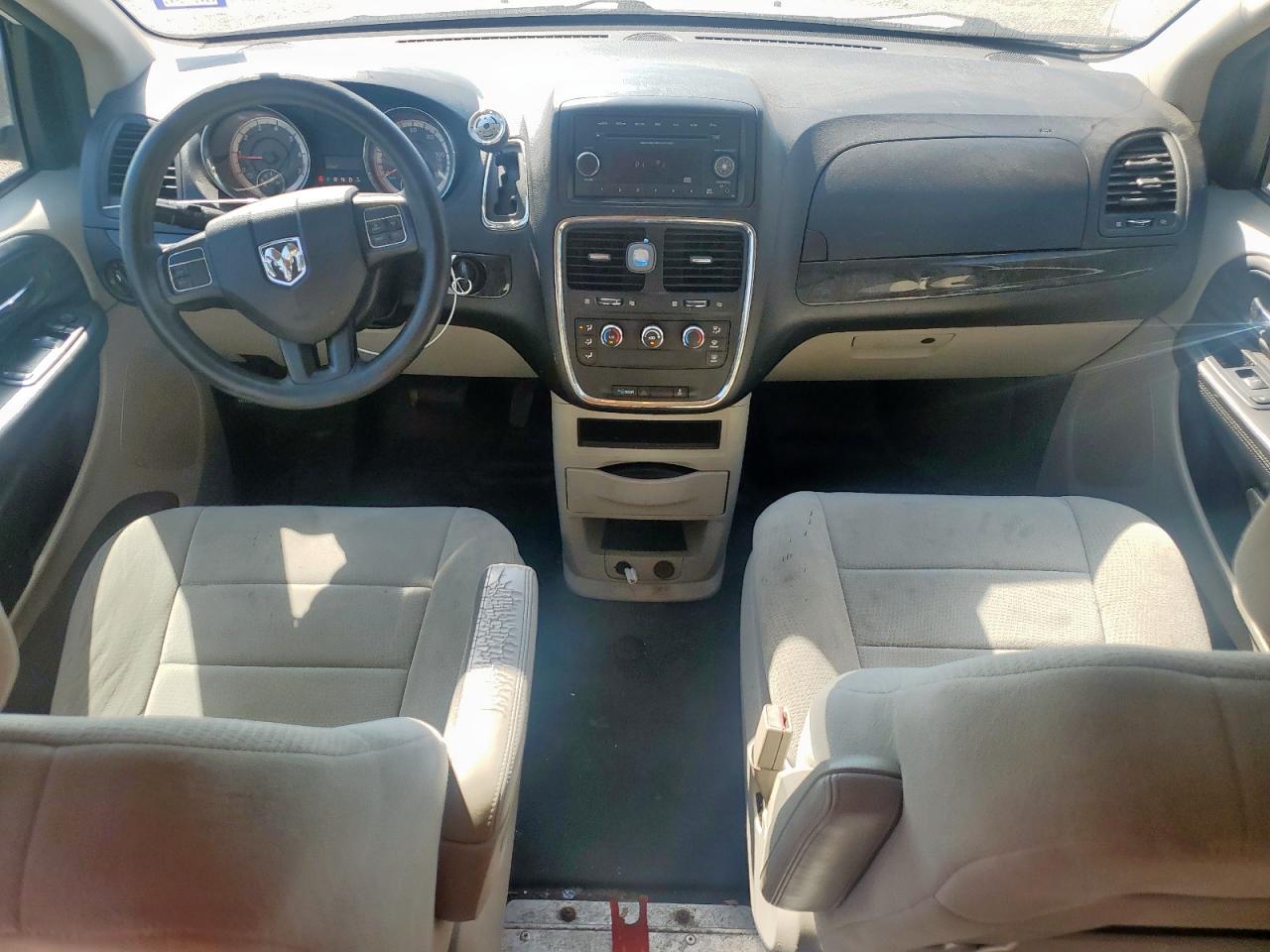 2013 Ram Tradesman VIN: 2C4RRGAG3DR784235 Lot: 84064275