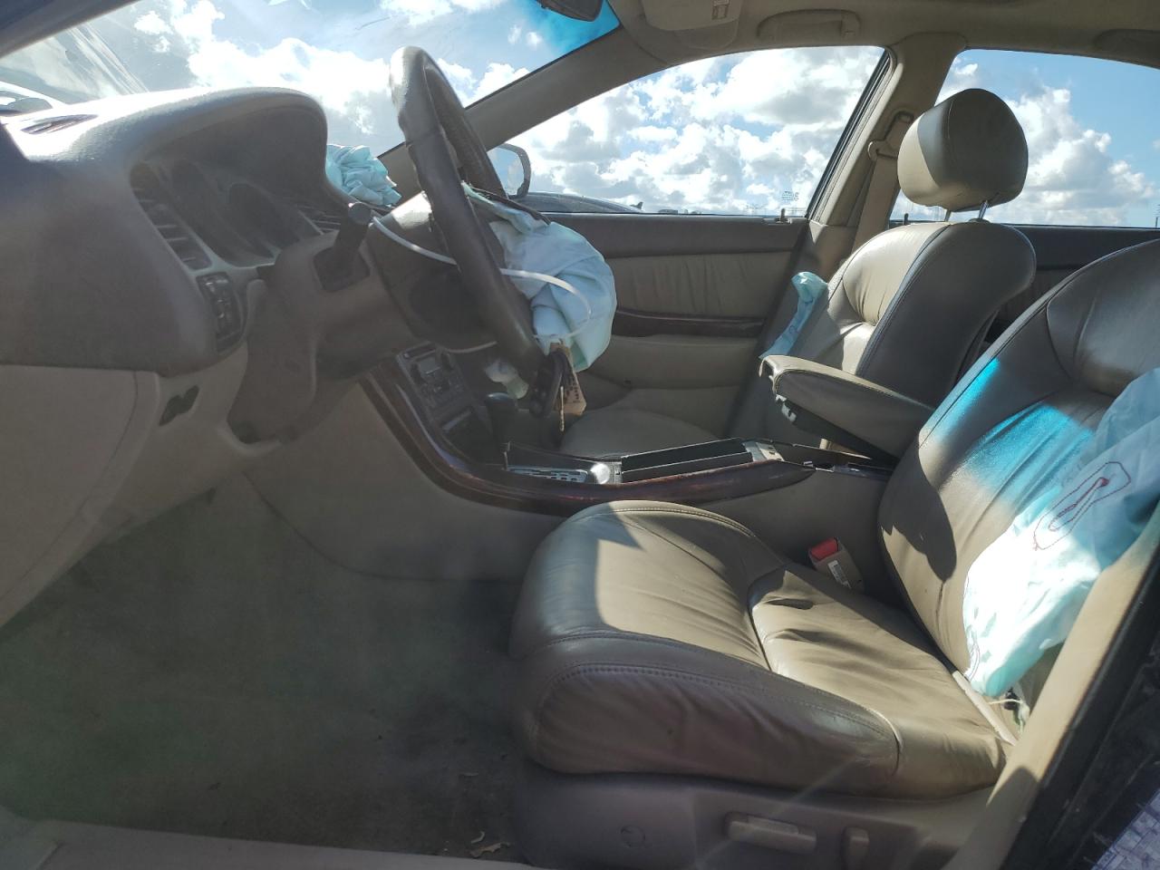 2000 Acura 3.2Tl VIN: 19UUA5669YA010122 Lot: 85705245