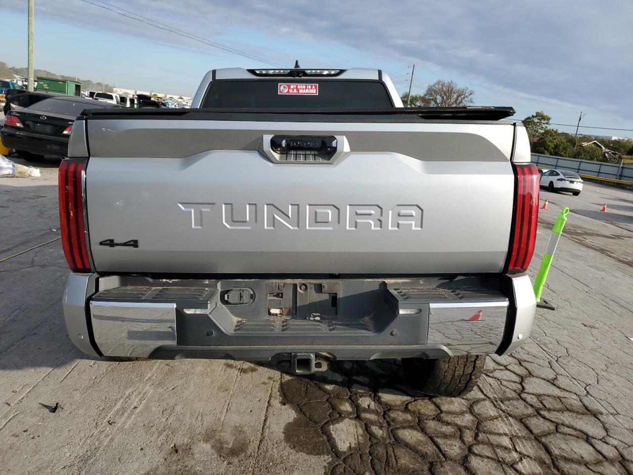 2022 Toyota Tundra Crewmax Sr VIN: 5TFLA5DB8NX048007 Lot: 82646005
