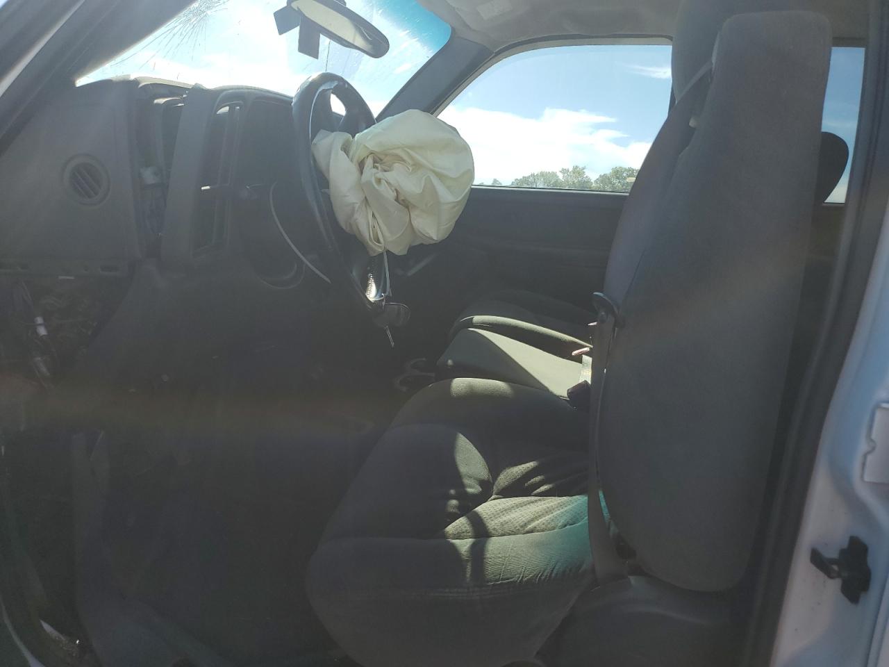 2003 Chevrolet Silverado K2500 Heavy Duty VIN: 1GCHK23U83F252300 Lot: 82237465