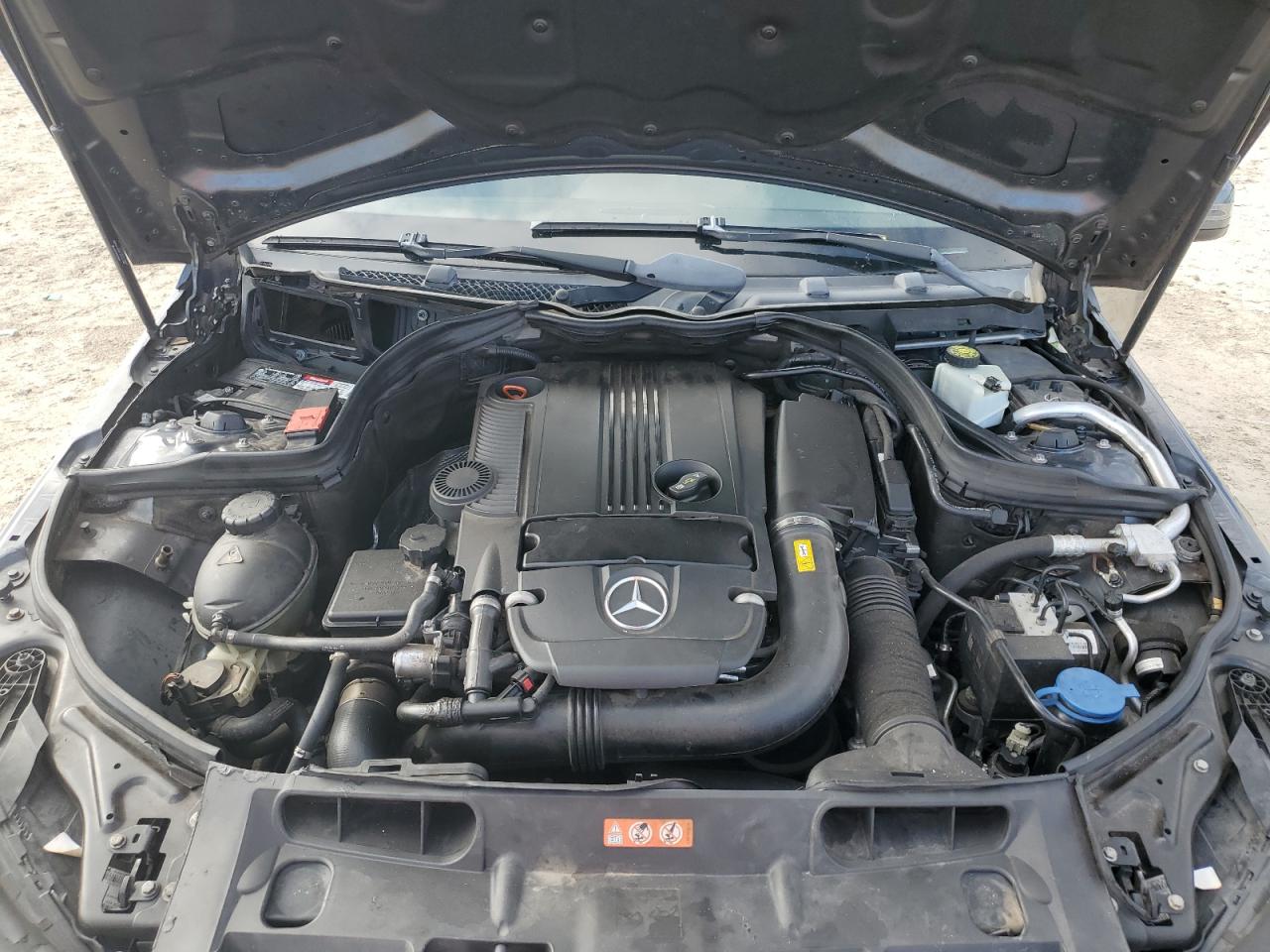 2013 Mercedes-Benz C 250 VIN: WDDGF4HB5DG093711 Lot: 84796995