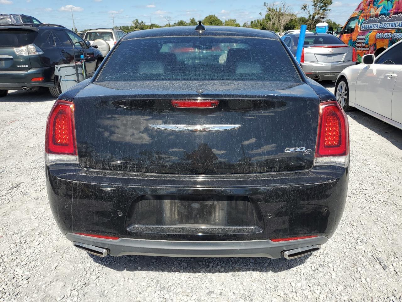 2015 Chrysler 300 S VIN: 2C3CCABGXFH833009 Lot: 86876965