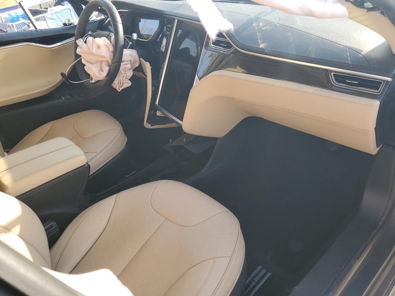 2014 Tesla Model S VIN: 5YJSA1H16EFP40203 Lot: 86806225