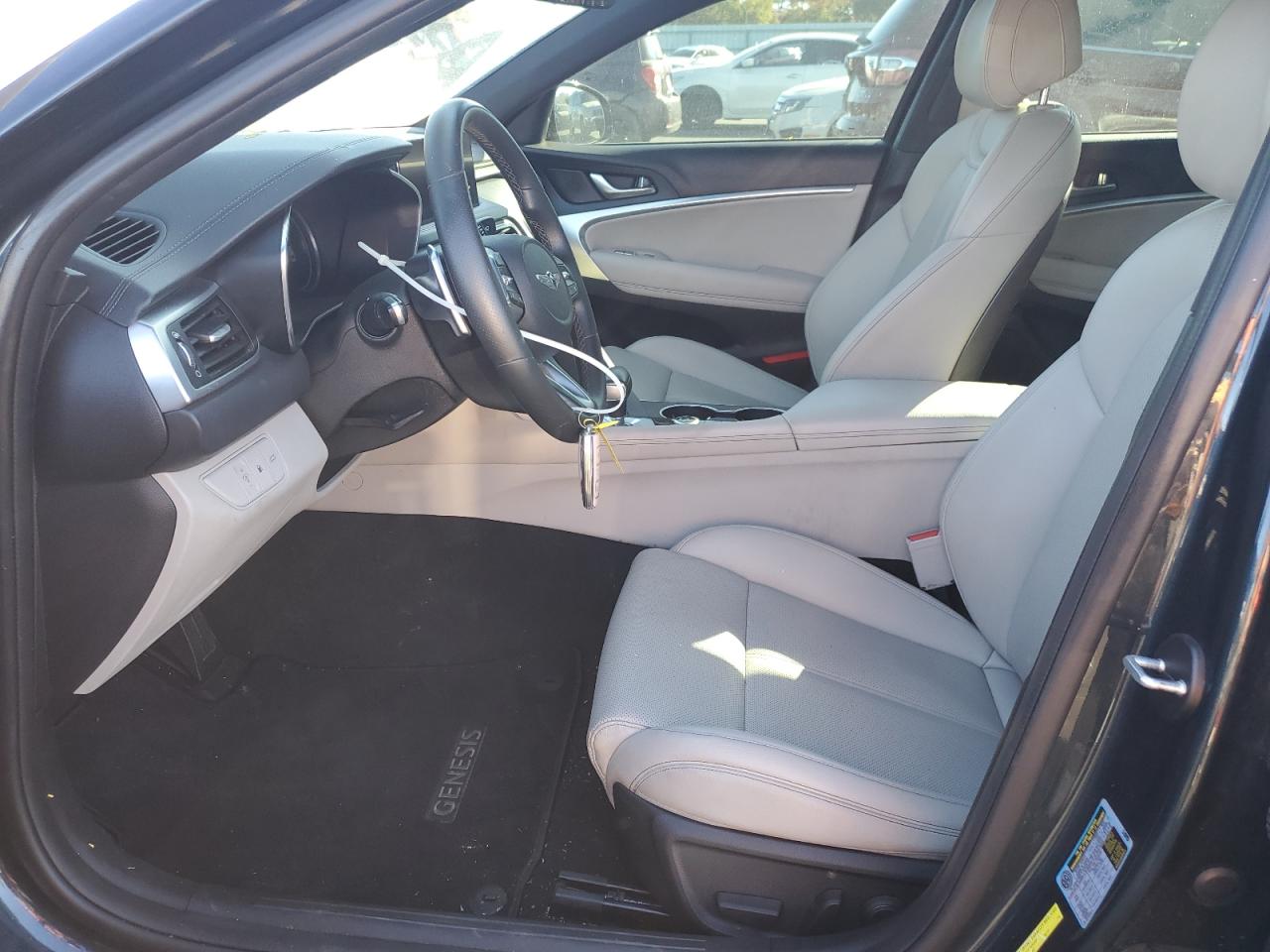 2022 Genesis G70 Base VIN: KMTG34TA0NU102983 Lot: 82777365