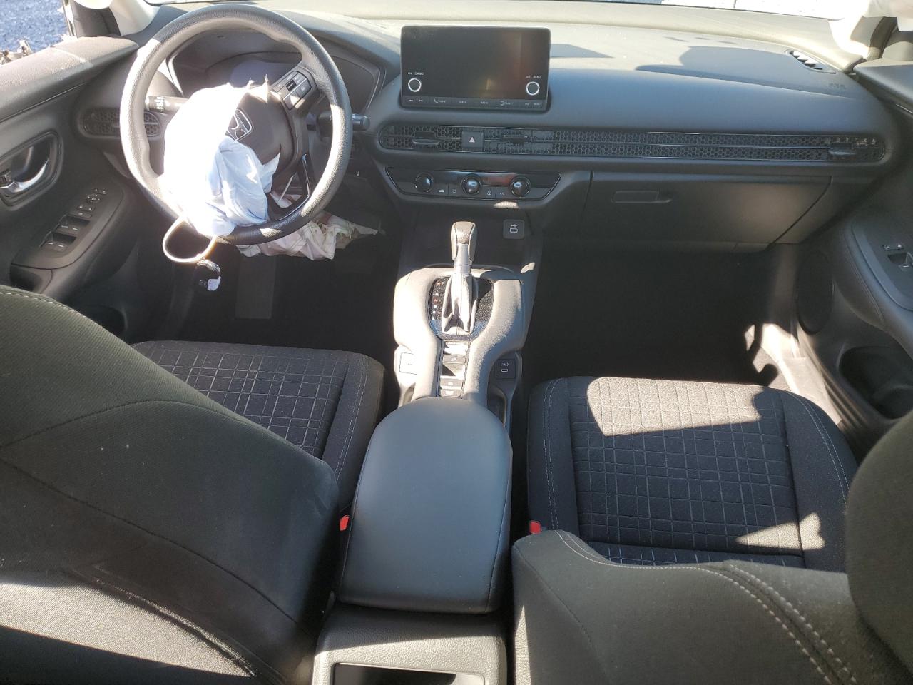 2024 Honda Hr-V Lx VIN: 3CZRZ2H30RM720393 Lot: 85714645