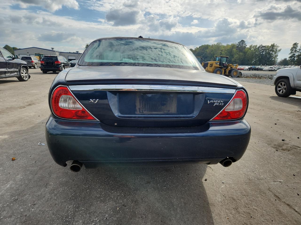 2008 Jaguar Xj Vanden Plas VIN: SAJWA82B68SH23893 Lot: 84940895