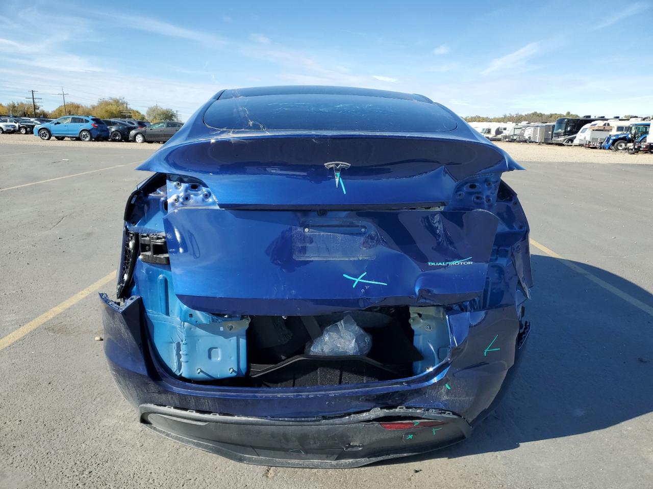 2025 Tesla Model Y VIN: 7SAYGDEE6SF305777 Lot: 90378465