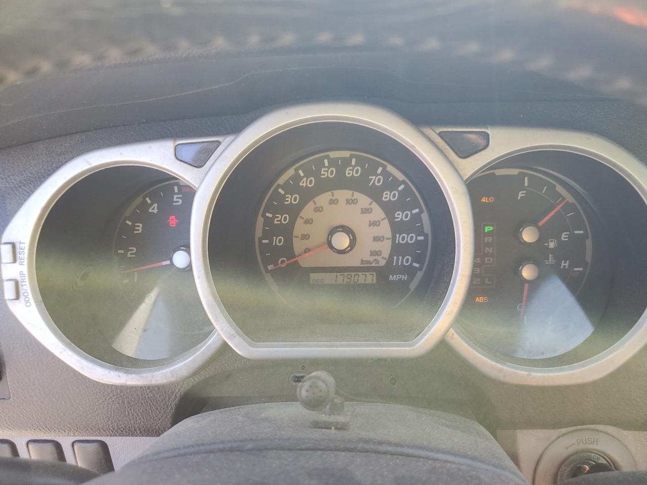 2003 Toyota 4Runner Sr5 VIN: JTEBT14R430026731 Lot: 84561995