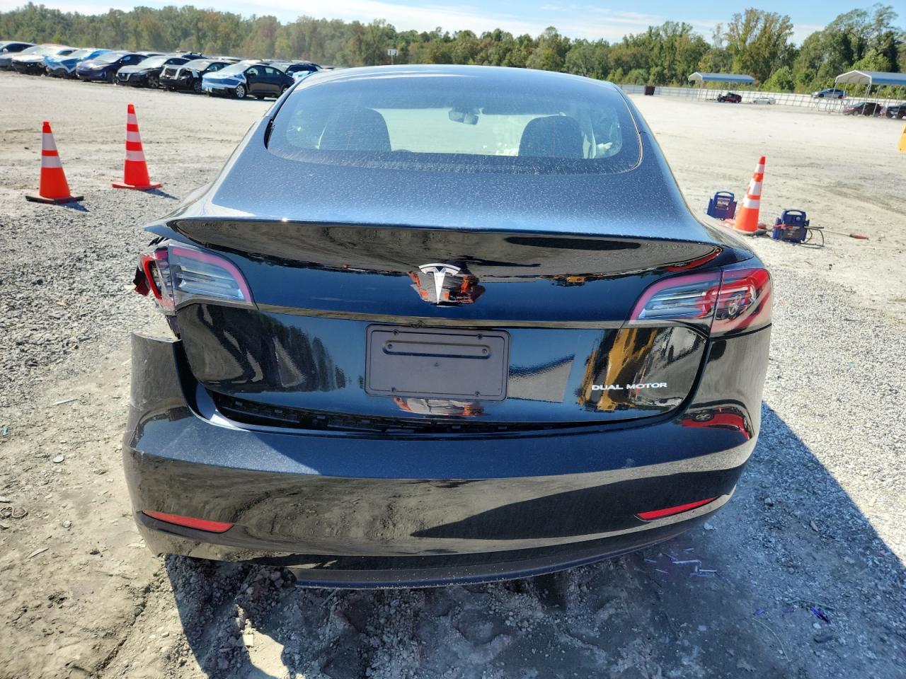 2023 Tesla Model 3 VIN: 5YJ3E1EB7PF699072 Lot: 84073015