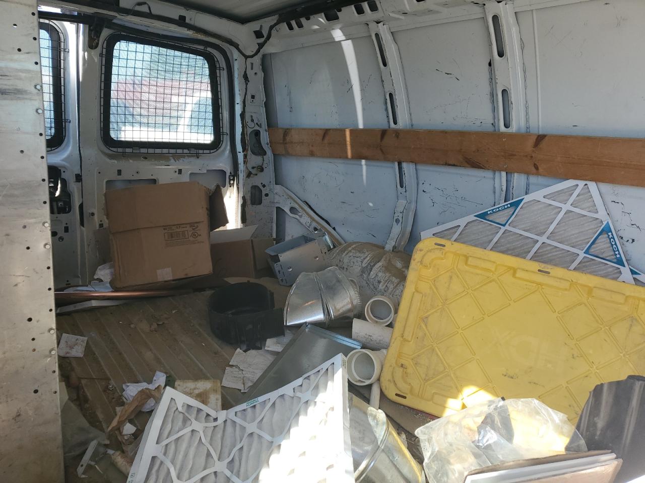 2014 Chevrolet Express G2500 VIN: 1GCWGFCB2E1138033 Lot: 82324135