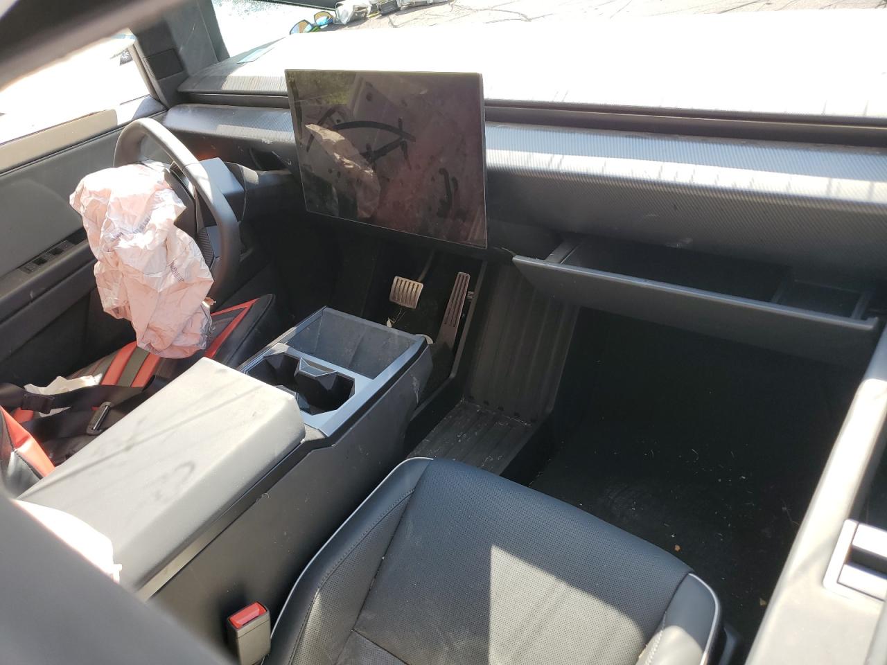 2025 Tesla Cybertruck VIN: 7G2CEHEDXSA072279 Lot: 82133865