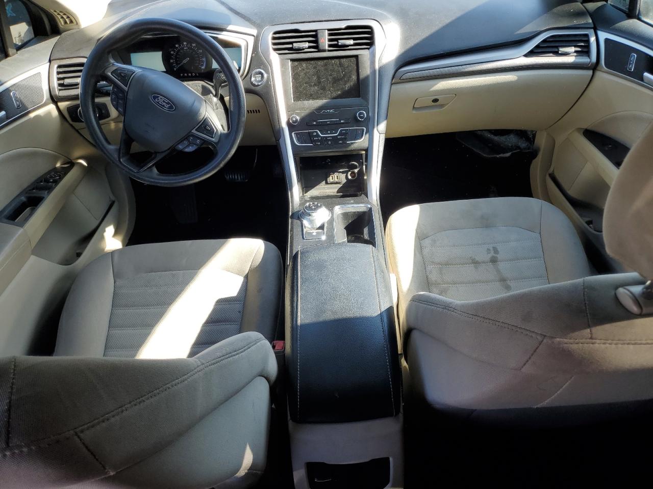 2020 Ford Fusion Se VIN: 3FA6P0HD8LR139381 Lot: 84215215