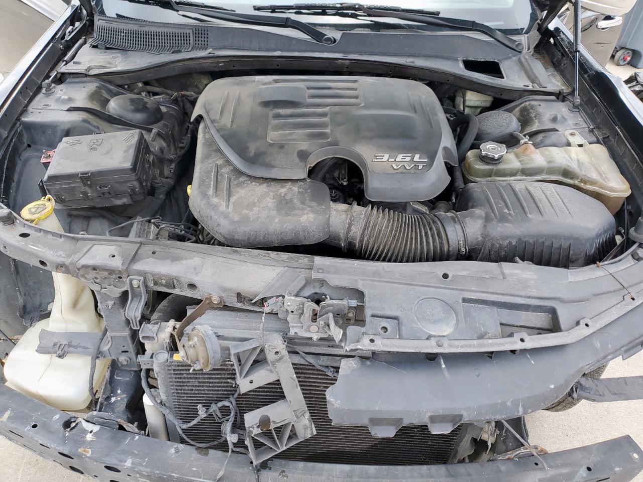 2015 Chrysler 300C VIN: 2C3CCAEG5FH810409 Lot: 90280185