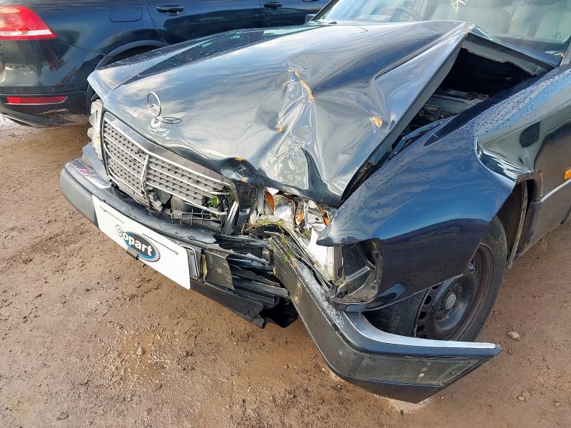 1996 MERCEDES-BENZ E CLASS E280 5DR AUTO [5]