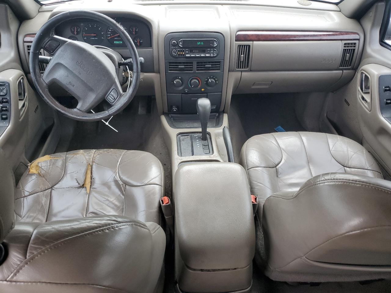 2000 Jeep Grand Cherokee Laredo VIN: 1J4G248N0YC411094 Lot: 84775445