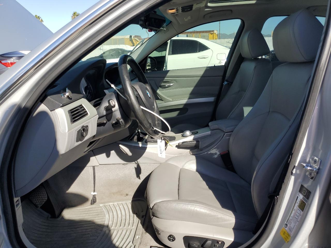 2006 BMW 330 I VIN: WBAVB33596PS18315 Lot: 90073085