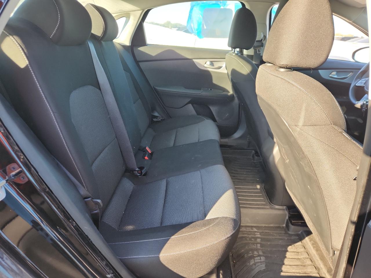 2023 Kia Forte Lx VIN: 3KPF24AD2PE686654 Lot: 82503665