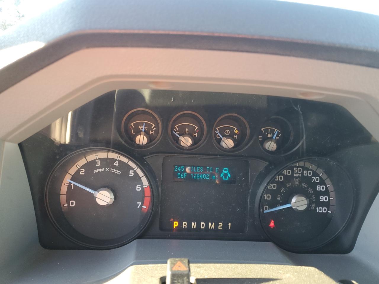 2011 Ford F250 Super Duty VIN: 1FDBF2B63BEA02315 Lot: 82384265