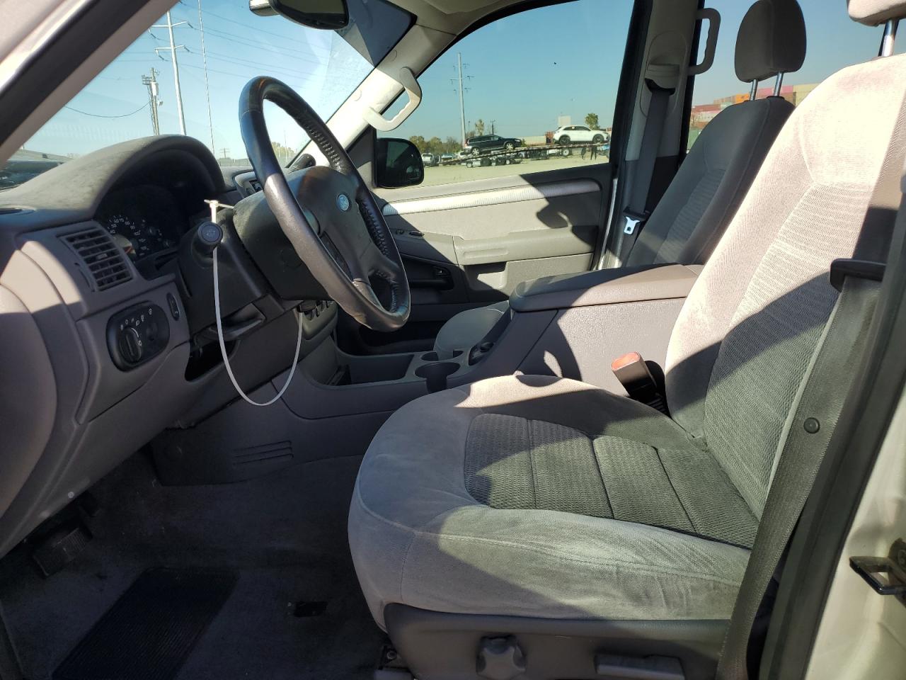 2004 Ford Explorer Xlt VIN: 1FMZU73K94ZA71079 Lot: 87122655