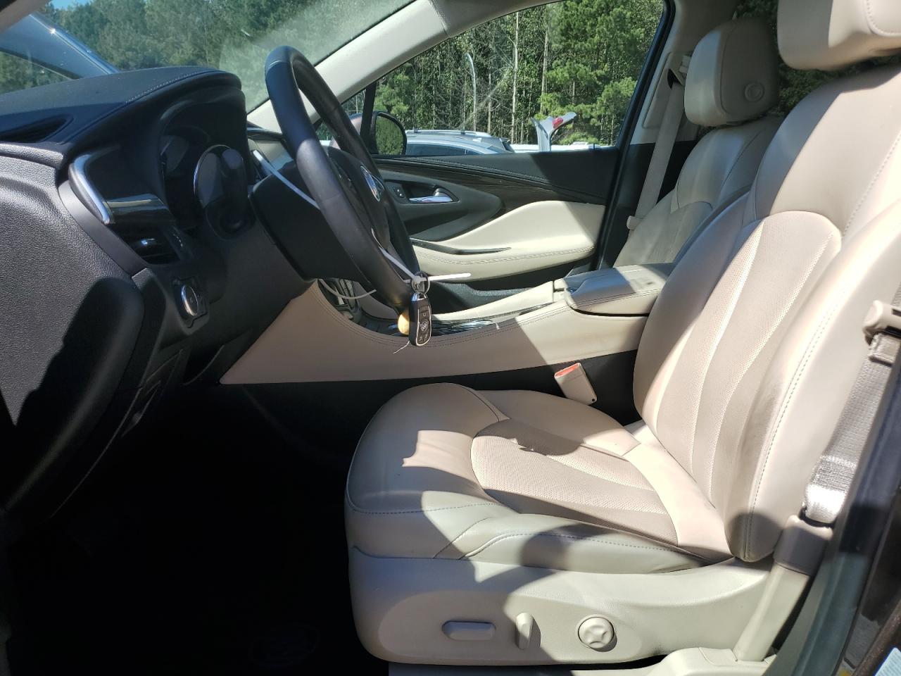 2020 Buick Envision Essence VIN: LRBFXCSAXLD081517 Lot: 82289445