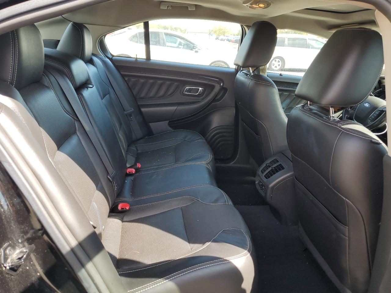 2011 Ford Taurus Limited VIN: 1FAHP2FW5BG131270 Lot: 84656235