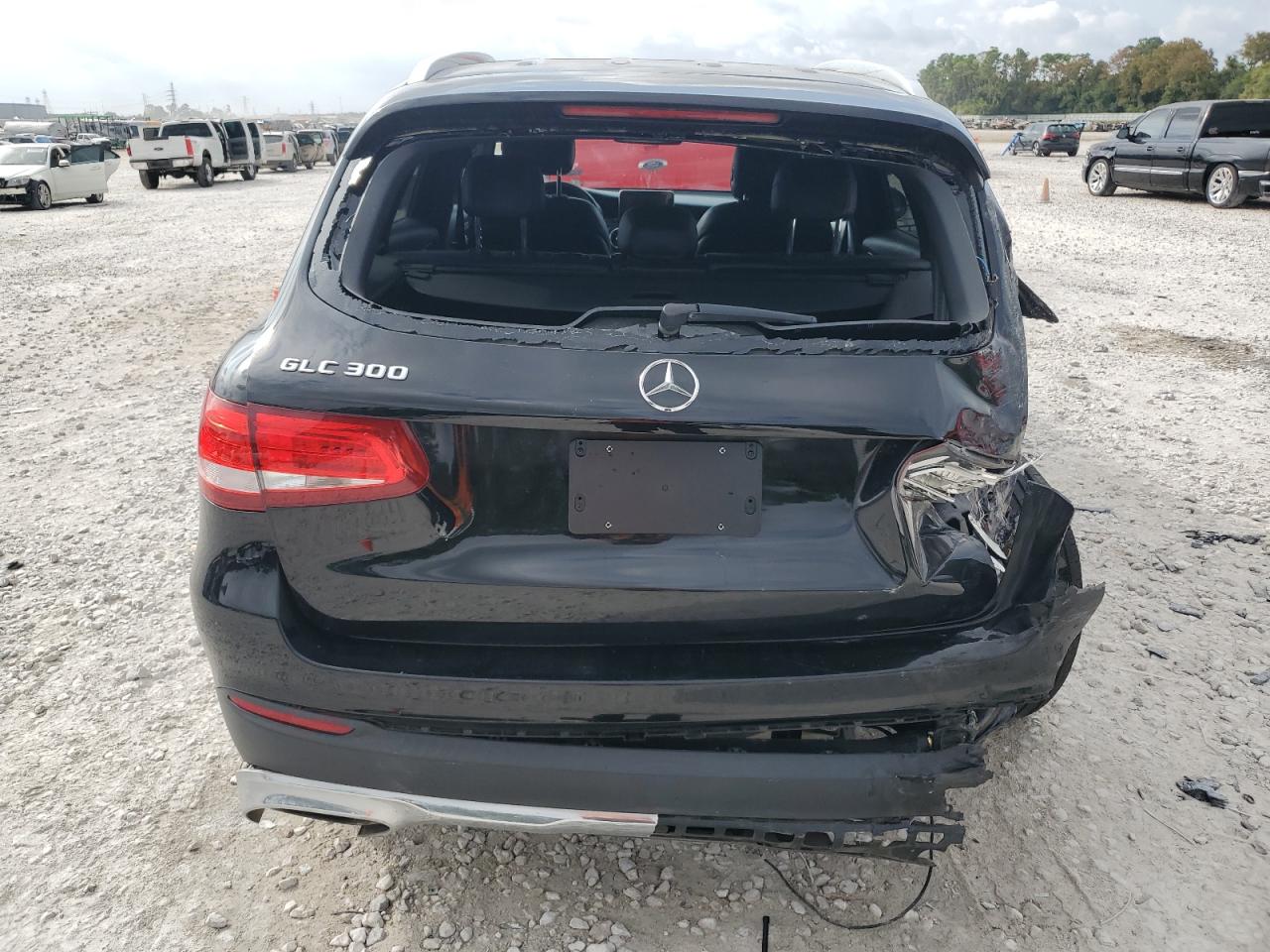 2017 Mercedes-Benz Glc 300 VIN: WDC0G4JB0HF133704 Lot: 85324885