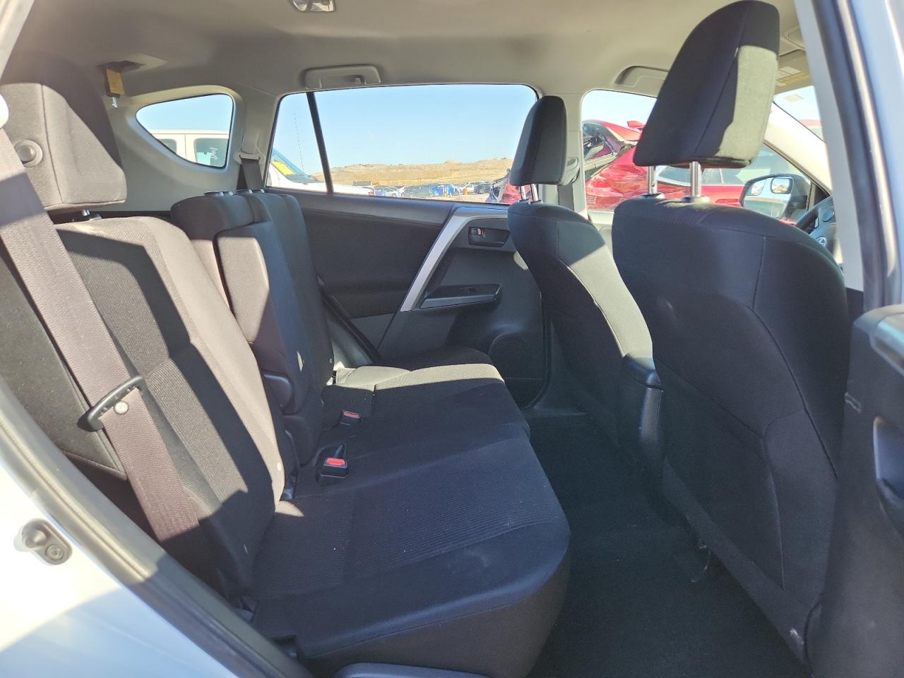 2016 Toyota Rav4 Le VIN: JTMBFREVXGD177755 Lot: 86280825