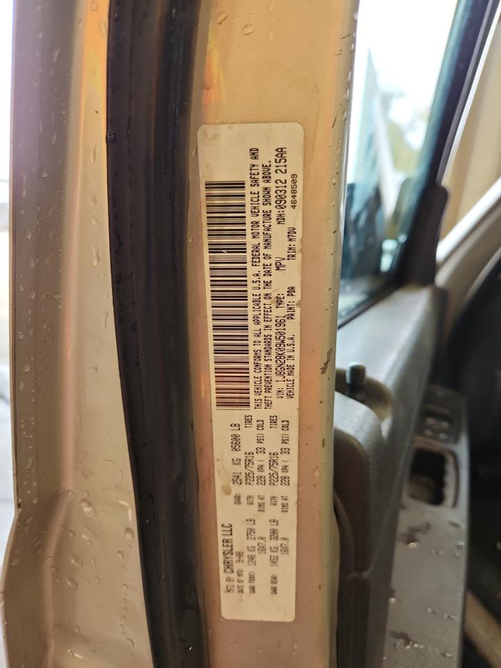 2009 Jeep Liberty Sport VIN: 1J8GN28K09W501961 Lot: 85136655