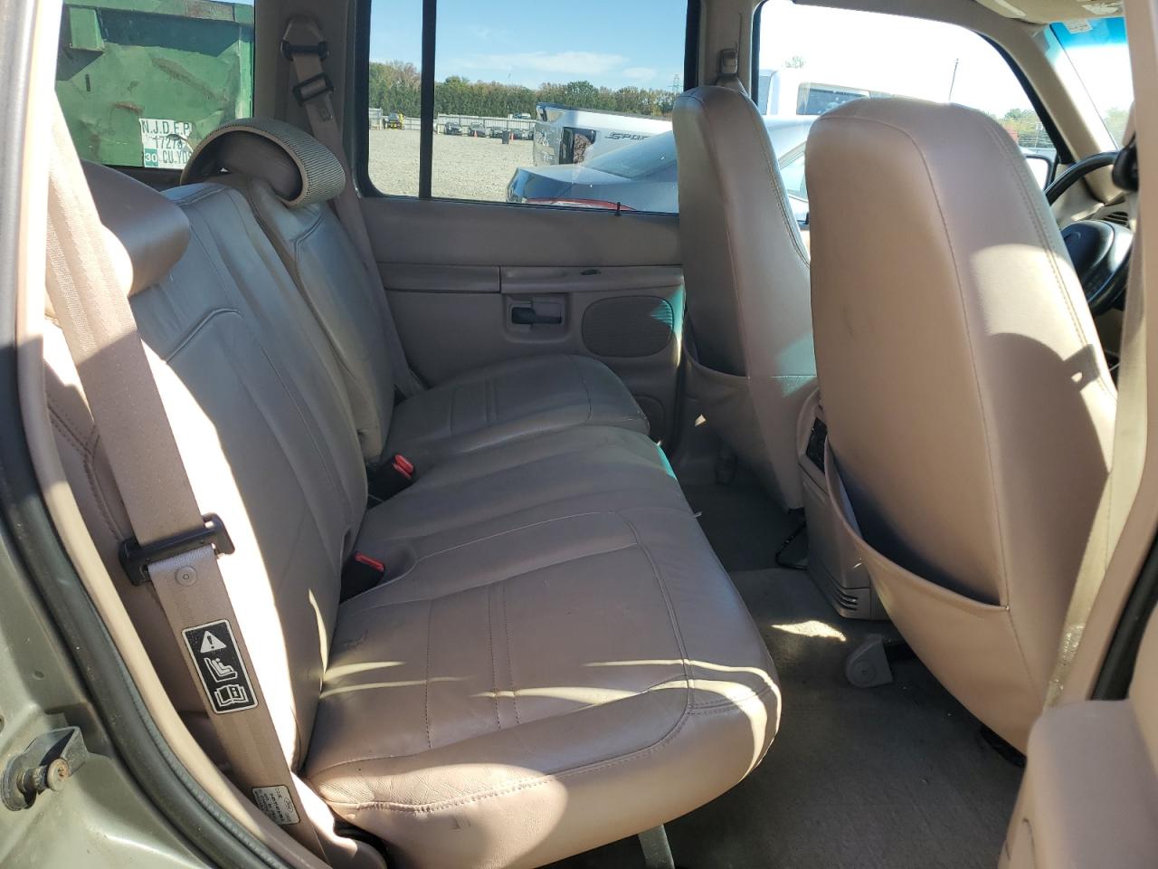 2000 Mercury Mountaineer VIN: 4M2ZU86P9YUJ20909 Lot: 86995765