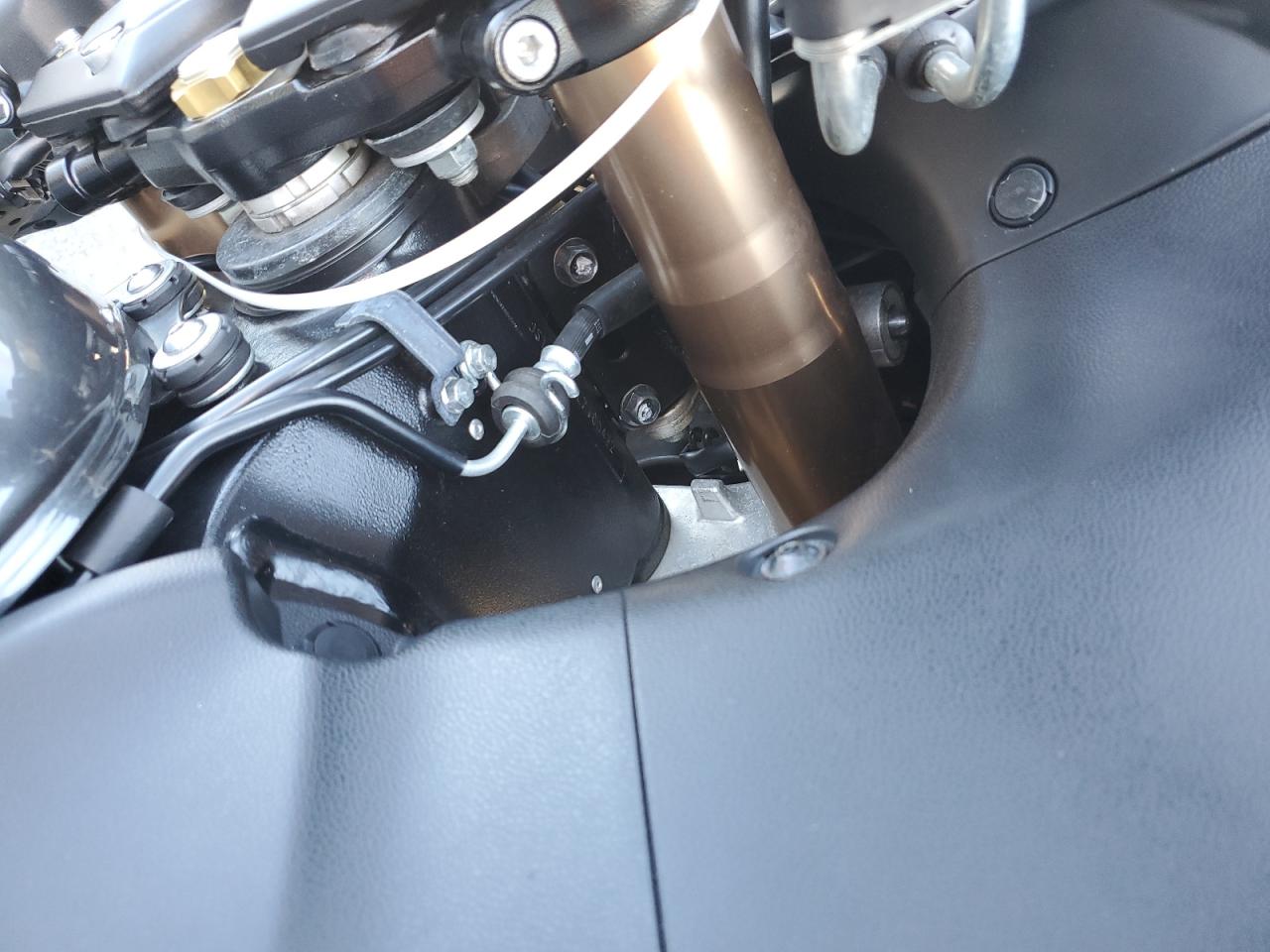 2020 Suzuki Gsx1300 Ra VIN: JS1GX72BXL7100422 Lot: 85890055