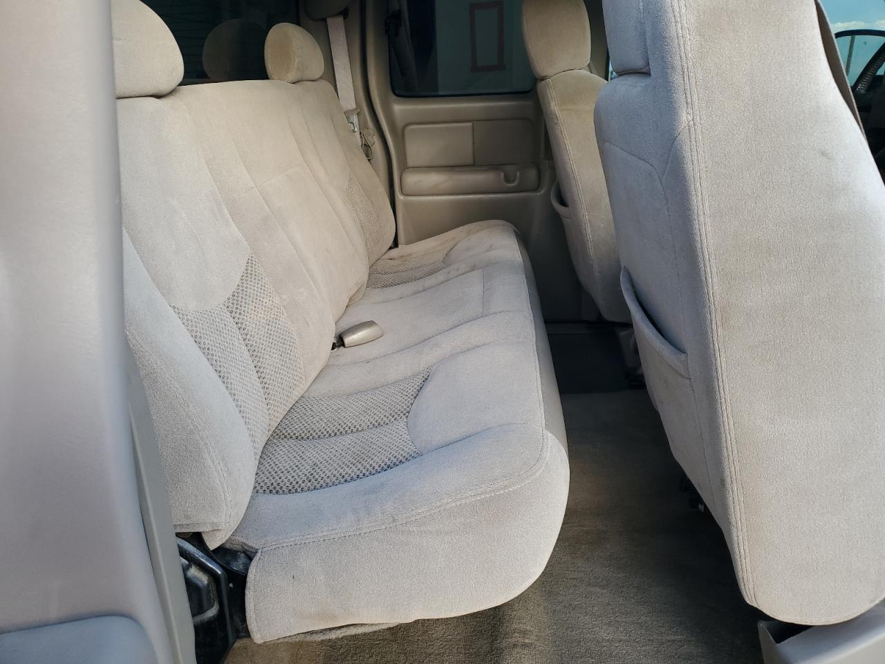 2004 Chevrolet Silverado K1500 VIN: 2GCEK19T741208633 Lot: 84893075