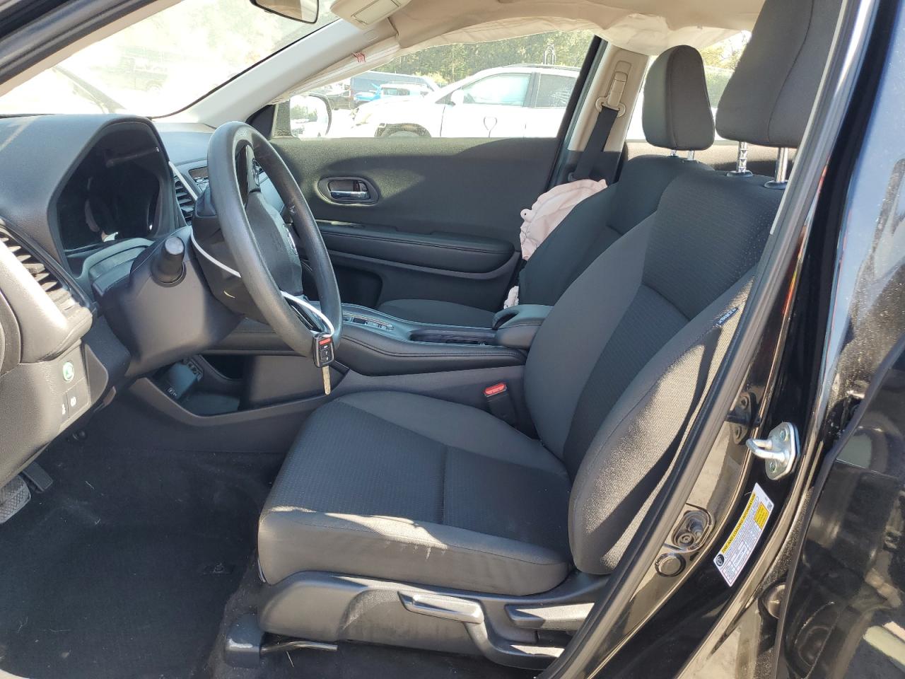 2022 Honda Hr-V Lx VIN: 3CZRU5H37NM708137 Lot: 81976045