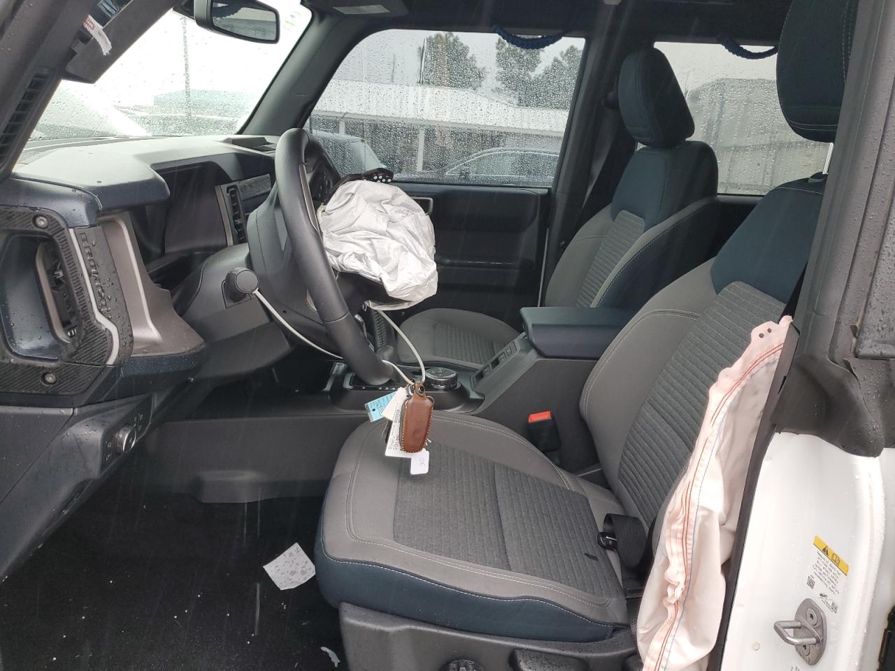 2022 Ford Bronco Base VIN: 1FMDE5BH8NLB16390 Lot: 90008635