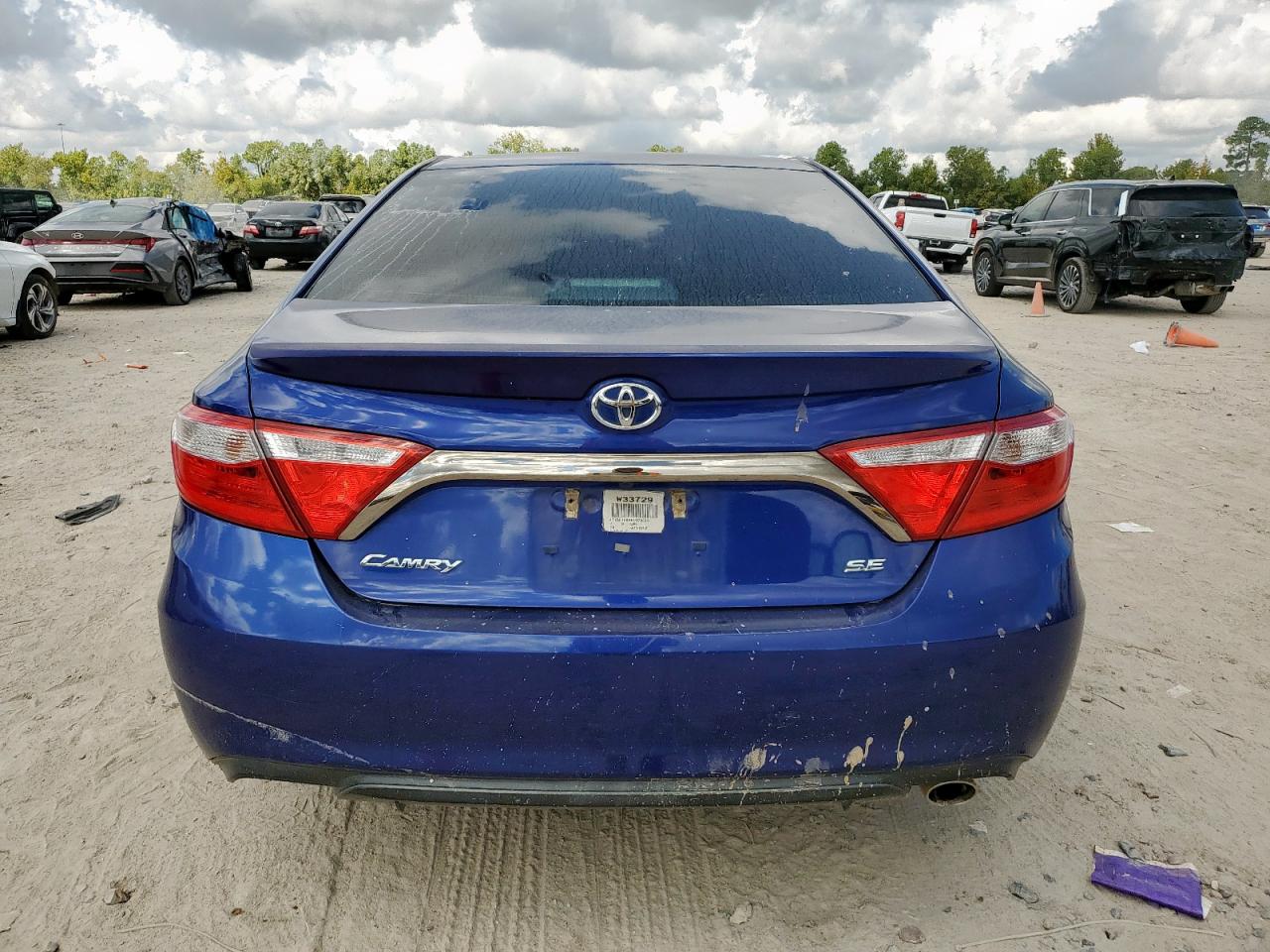 2015 Toyota Camry Le VIN: 4T1BF1FK8FU978524 Lot: 84835665