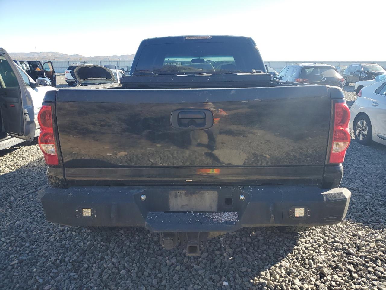 2006 Chevrolet Silverado K2500 Heavy Duty VIN: 1GCHK23246F128754 Lot: 90358455