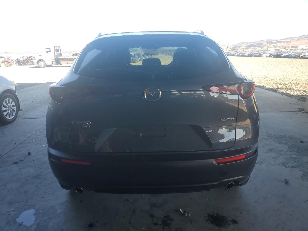 2024 Mazda Cx-30 Preferred VIN: 3MVDMBCM1RM697400 Lot: 89650345