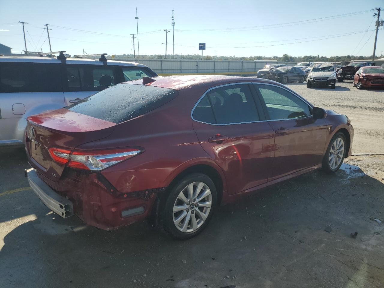 2019 Toyota Camry L brown null gas 4T1B11HK2KU740349 photo #4