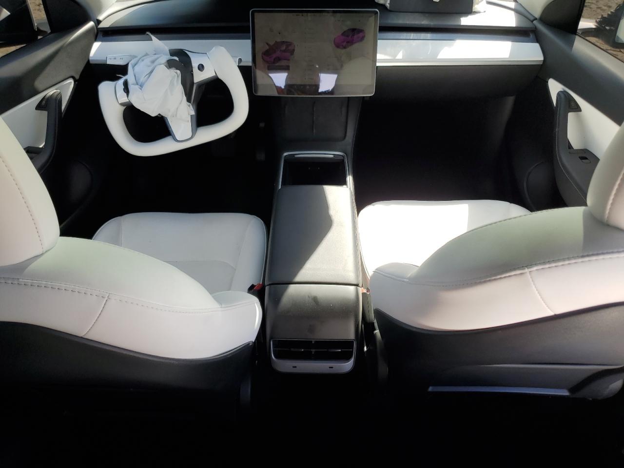 2022 Tesla Model Y VIN: 7SAYGAEE1NF507929 Lot: 84067105